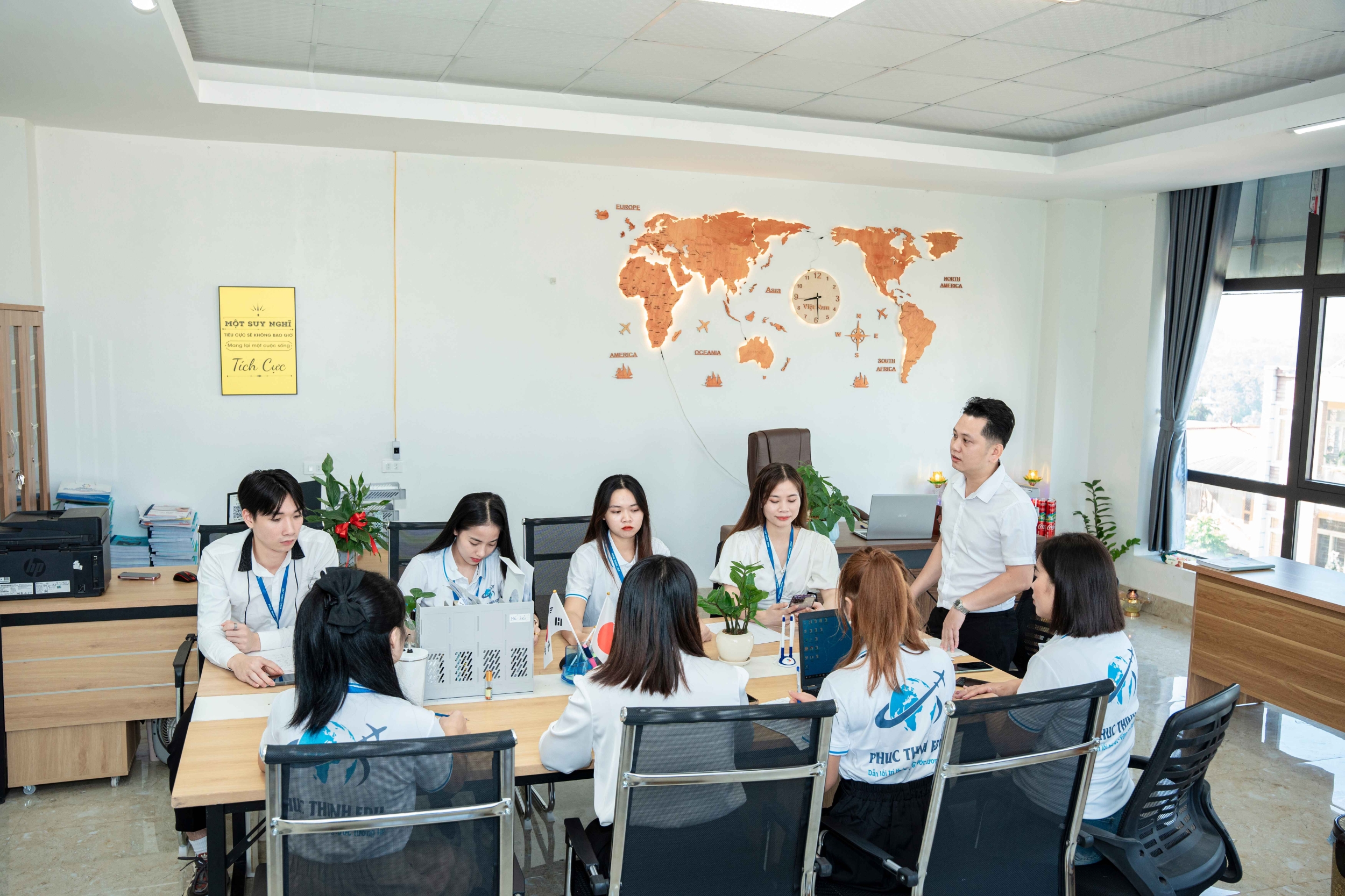 Phúc Thịnh Education - Tận Tâm  - Chuyên Nghiệp 